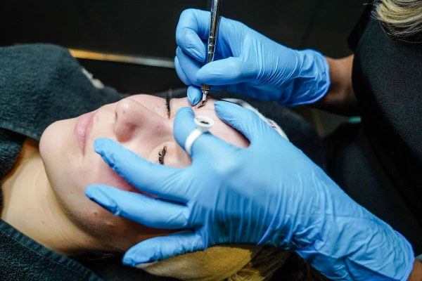 Microblading permanent make-up Rijswijk / Den Haag